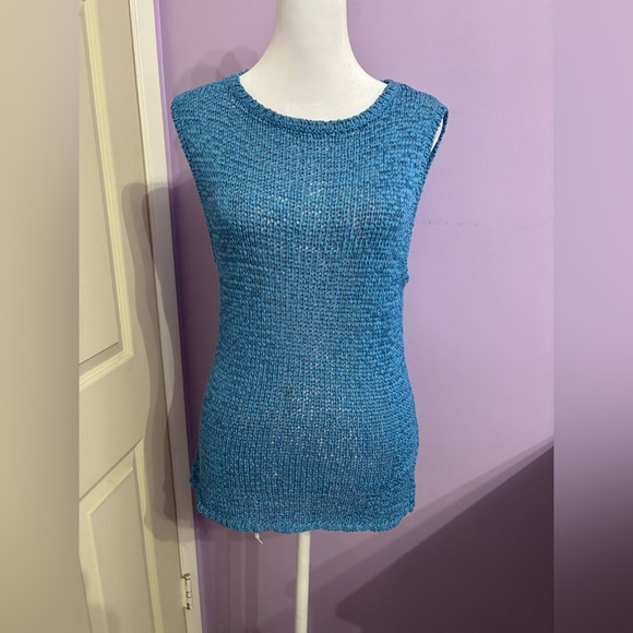 Karen Kane Tops - Karen Kane Blue Woven Sleeveless Blouse